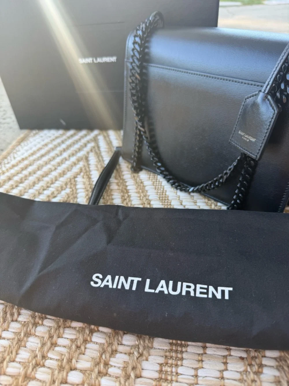 Saint Laurent Black Leather Flap Crossbody with Logo Chain - Picture 5 of 5